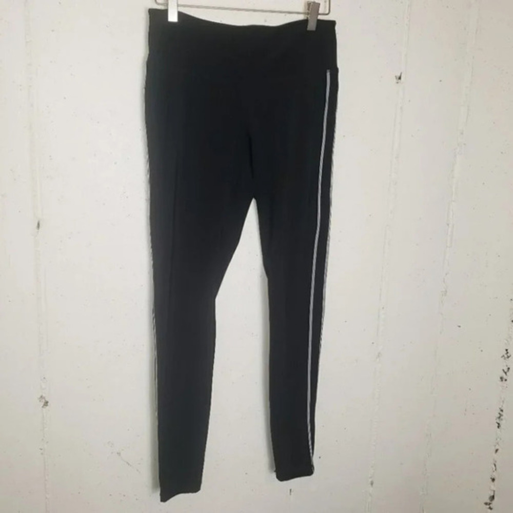 Tangerine M black/white stripe‎ leggings